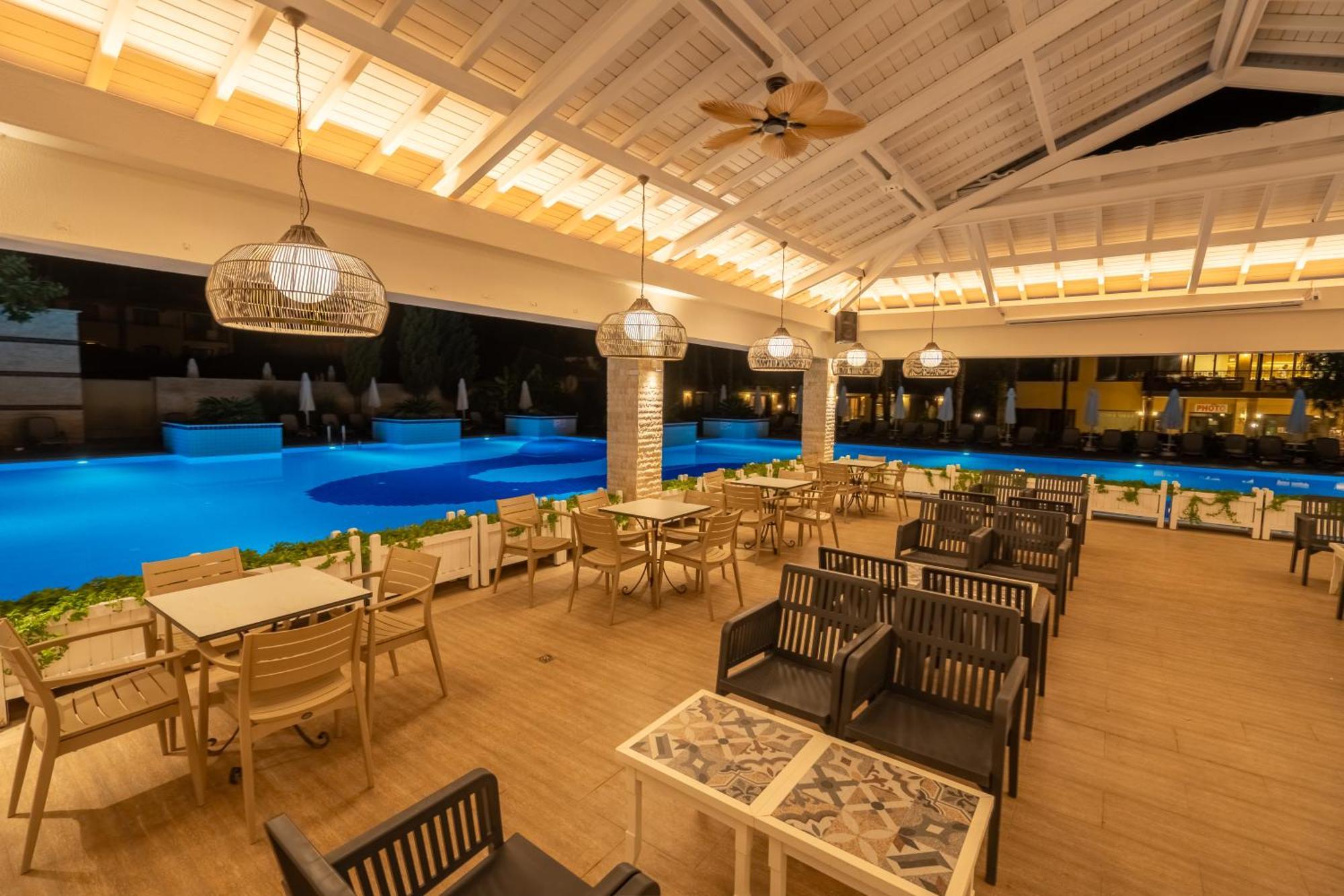 Champion Holiday Village Beldibi  Esterno foto